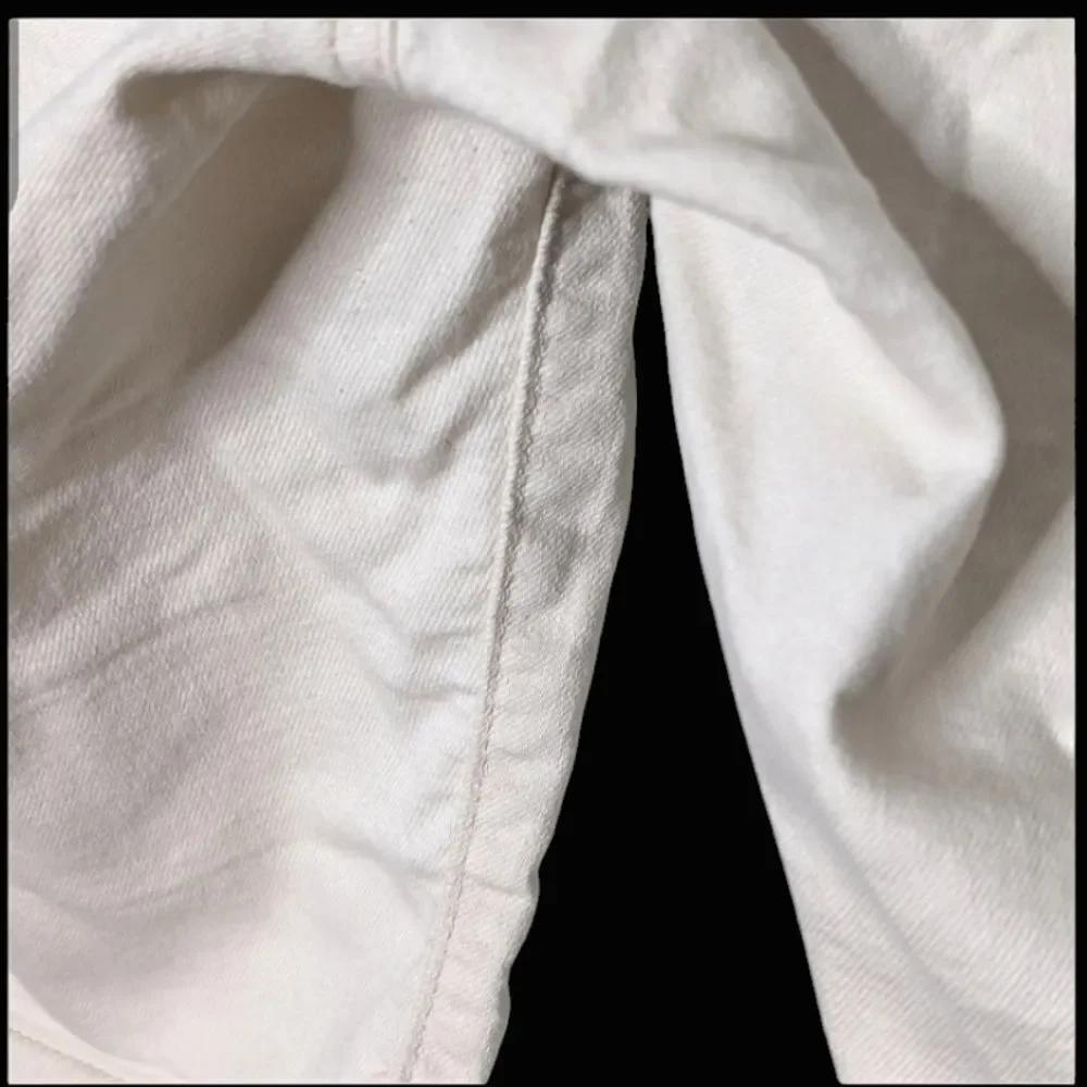 d. jeans off white